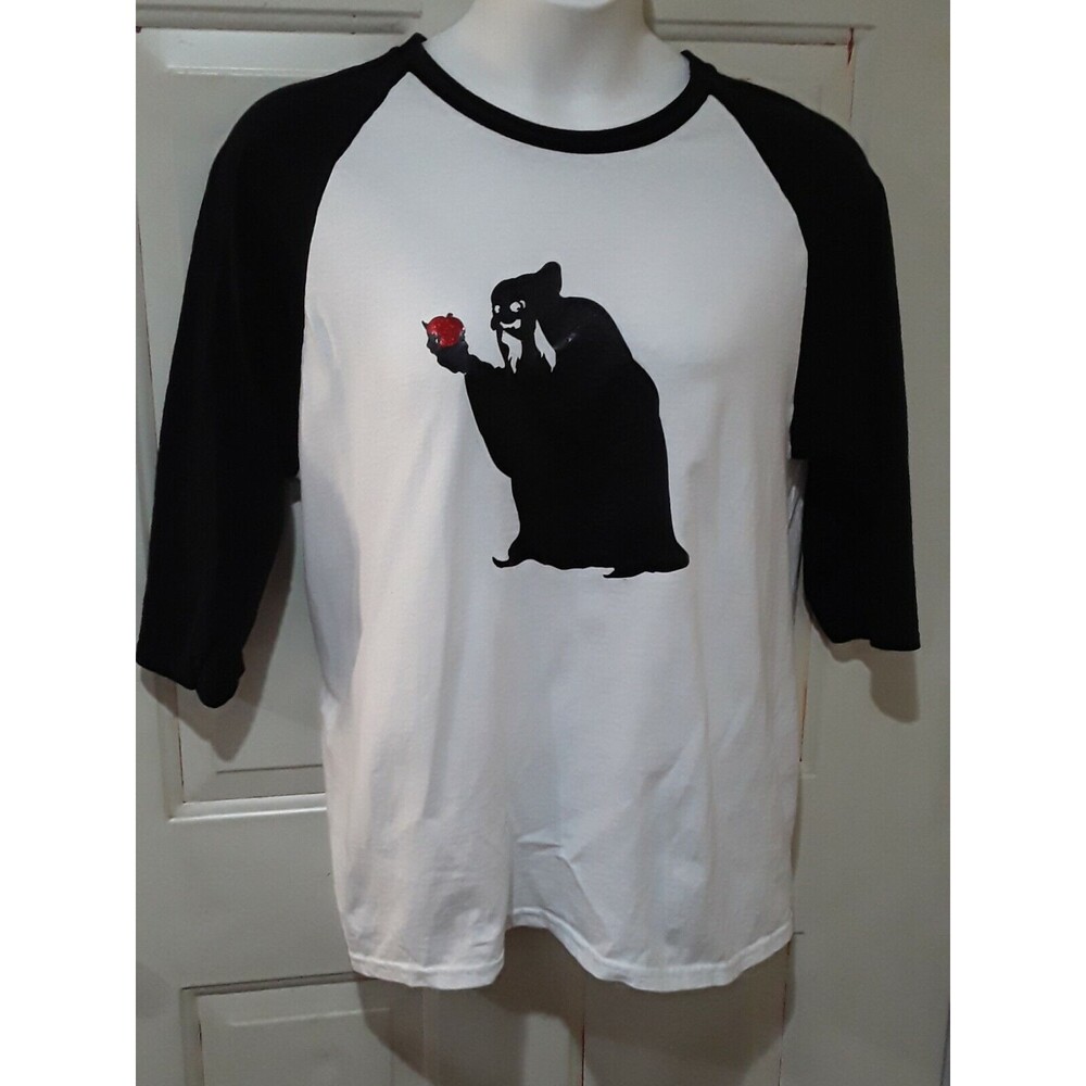 Graphic  Snow White Tshirt Witch With Poison Apple Size L Loose Fit, Unisex,